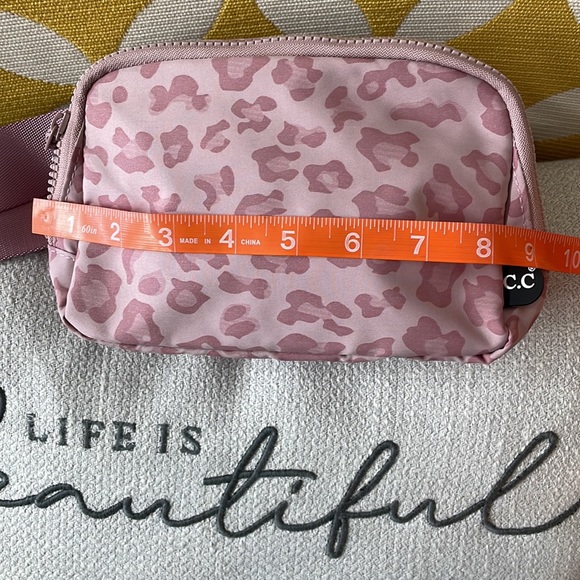 C.C Leopard Fanny Pack-Rose - Picture 6 of 10